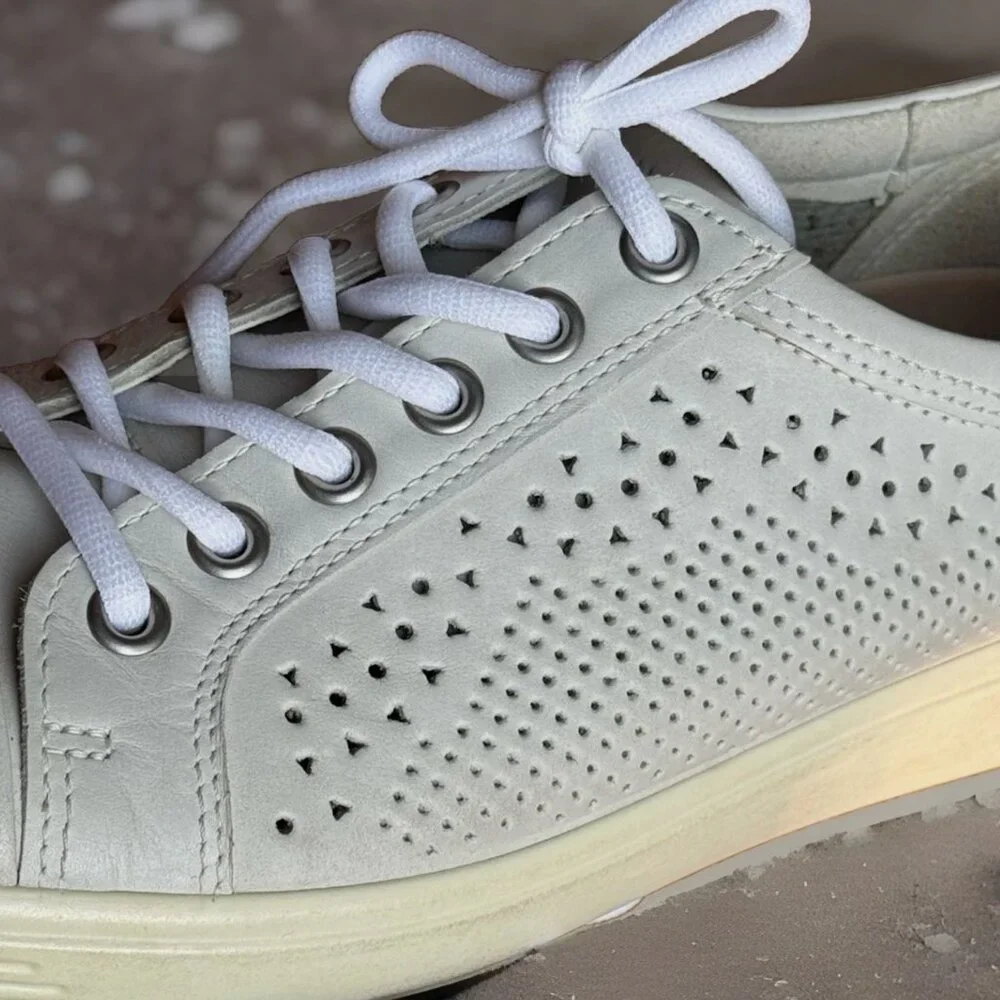 (9) ECCO Soft 7 Trend Tie Perforated Light Gray Leather Low Top Casual Sneakers